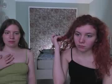 couple
        cute_fruity cam image #1892975