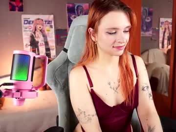 girl
        lindi_meow cam image #6214212