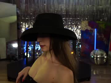 girl
        _meganmeow_ cam image #4040609