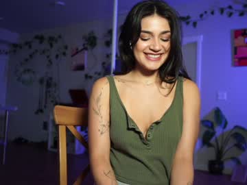 girl
        jadeperez_ cam image #1917078