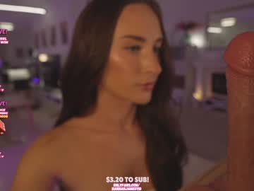 girl
        hannahjames710 cam image #5505520