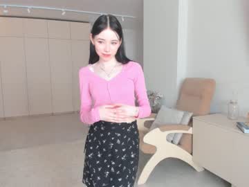 girl
        oki_dokie cam image #1603349