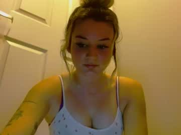 girl
        scarlettmartin cam image #3310018