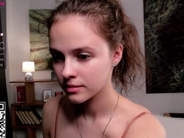 girl
        a_whole_eternity cam image #3608086