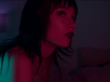 girl
        chaturbatable cam image #3697875