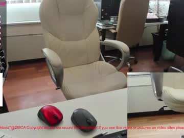 couple
        milf_viktoria cam image #1345048