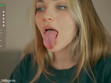 girl
        mia_milagros cam image #1255578