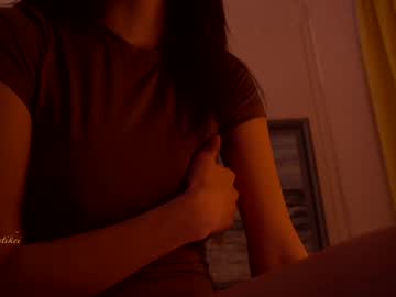 girl
        mystikei cam image #2690344