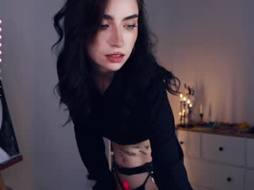 girl
        dance_kuduro cam image #4530234