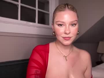 girl
        novavangogh cam image #4625002