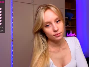girl
        callme_star cam image #1481391