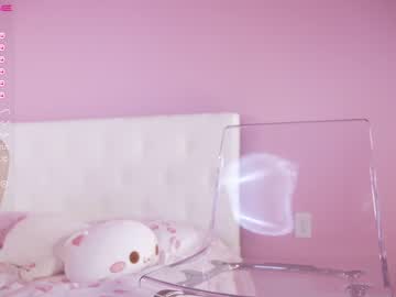girl
        bunnydollstella cam image #1772186