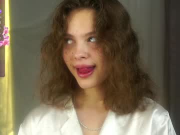 girl
        a_whole_eternity cam image #4530724