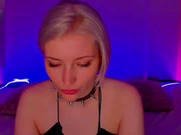 girl
        tinna_parkers cam image #5250570