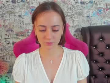 girl
        angelina_new cam image #2801253