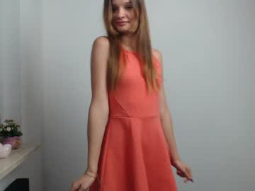 girl
        vivien_slender cam image #4663039
