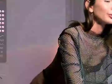 girl
        andreatasty_official cam image #6534025