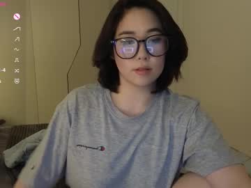 girl
        ki_mi cam image #6122251