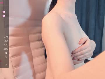 girl
        cyber_hugs cam image #2827652