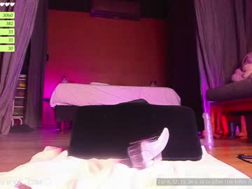 girl
        luna_luuvz cam image #350059