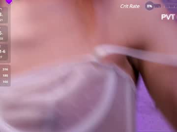 girl
        dreamy_kira cam image #5087761