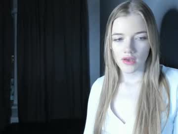girl
        littlesweet_alice cam image #878961