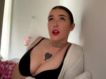 girl
        amyyyoxxo cam image #6408145