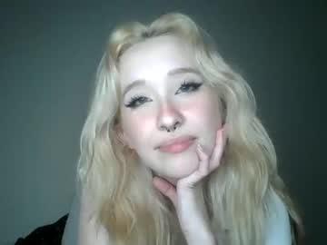 girl
        chasitycutie cam image #1271075