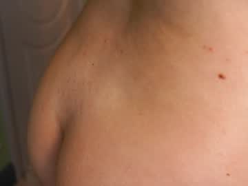 girl
        kiss_fm cam image #2575300