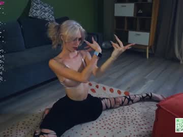 girl
        audreycarvin cam image #4603020