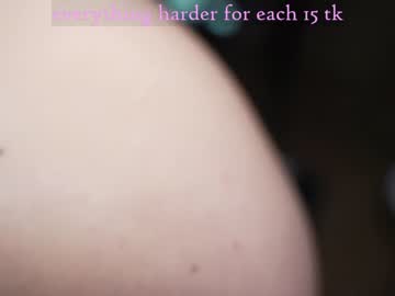 couple
        miulou cam image #1034289