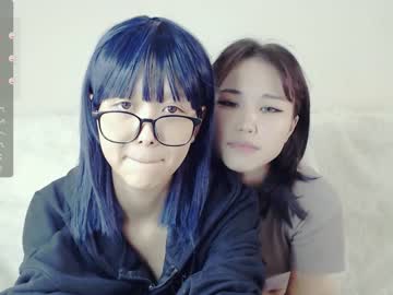 girl
        little_yena cam image #2440237