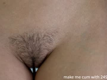 girl
        dovia cam image #1789536