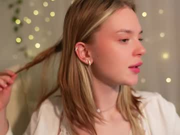 girl
        cyberprincess_ cam image #5549329