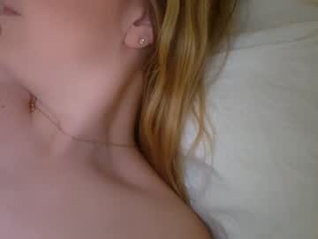 girl
        hockeywife cam image #1396101