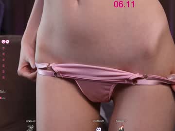 girl
        lissa_meooow cam image #5415485