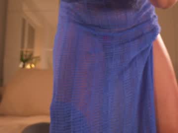 girl
        saltedhoney cam image #6540909