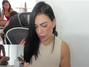 couple
        emillybrowm cam image #5662332
