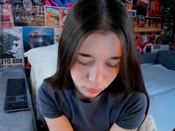 girl
        flirtykitty_ cam image #6622330