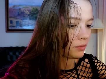 girl
        _demi_dee_ cam image #2847716