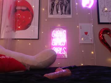 girl
        milf_lacey cam image #6047400