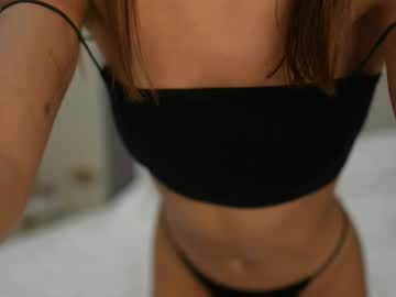 girl
        valerieh cam image #6740934