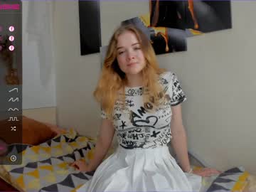 girl
        katherine_hi cam image #2116135
