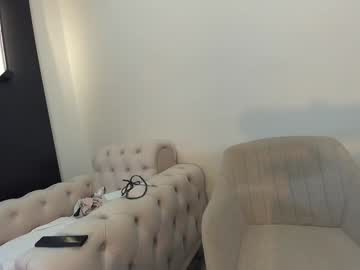 girl
        ehotlovea cam image #5680559