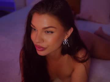 girl
        jacky_smith cam image #6076786