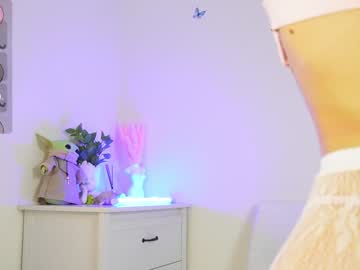 girl
        molly__meow cam image #4133407