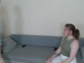 couple
        renae_tom cam image #1828368