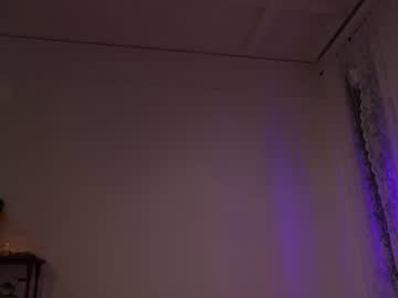 girl
        alisonrouge cam image #3259312