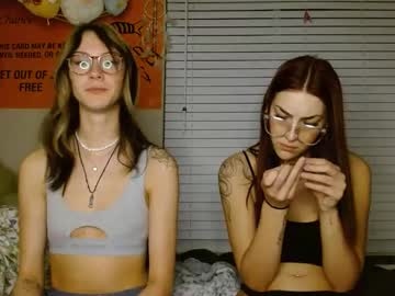 girl
        claricexo cam image #6262188