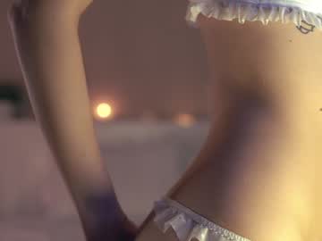 girl
        inkanuko cam image #5365365